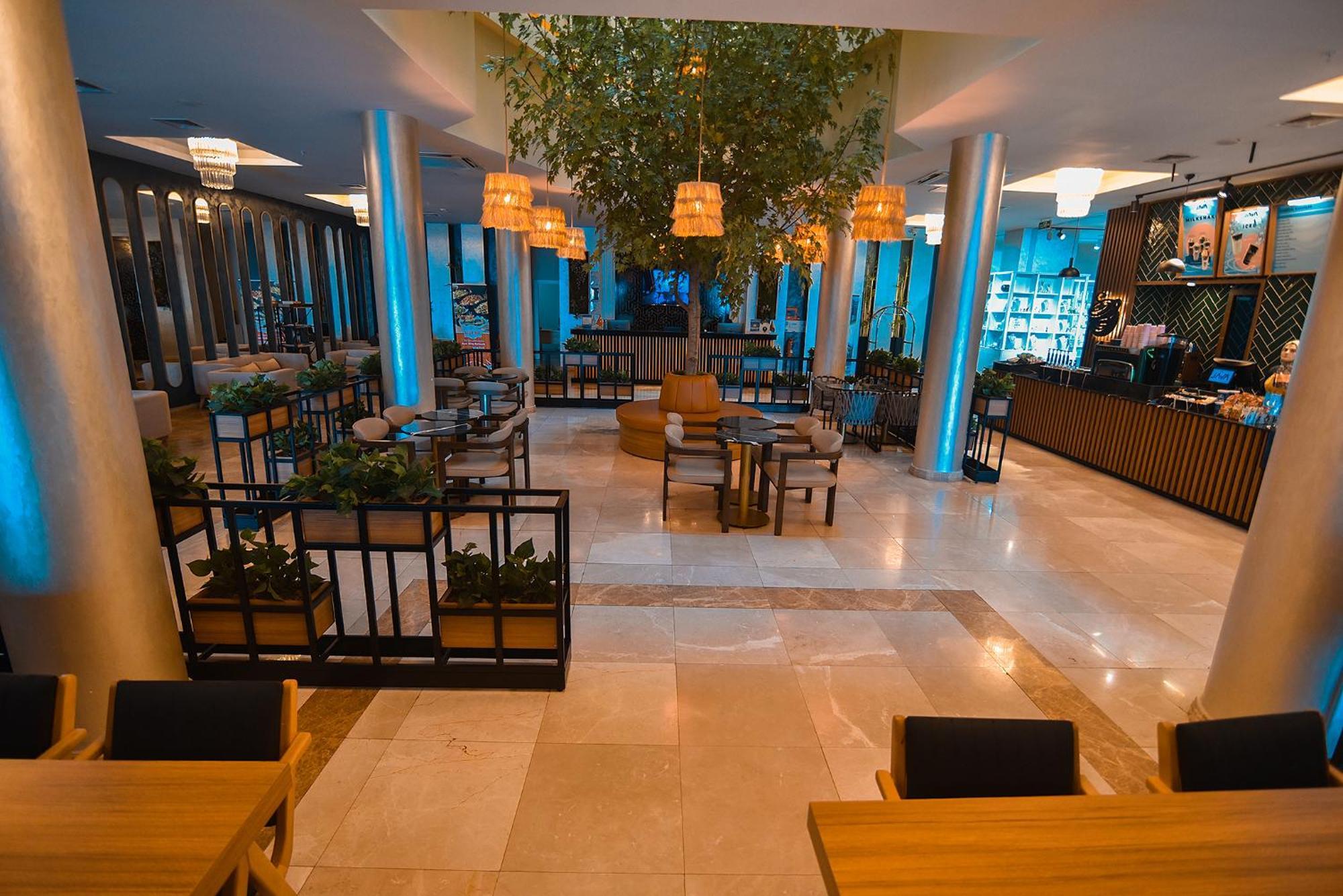 Royal Comfort Hotel Arakli Exterior photo