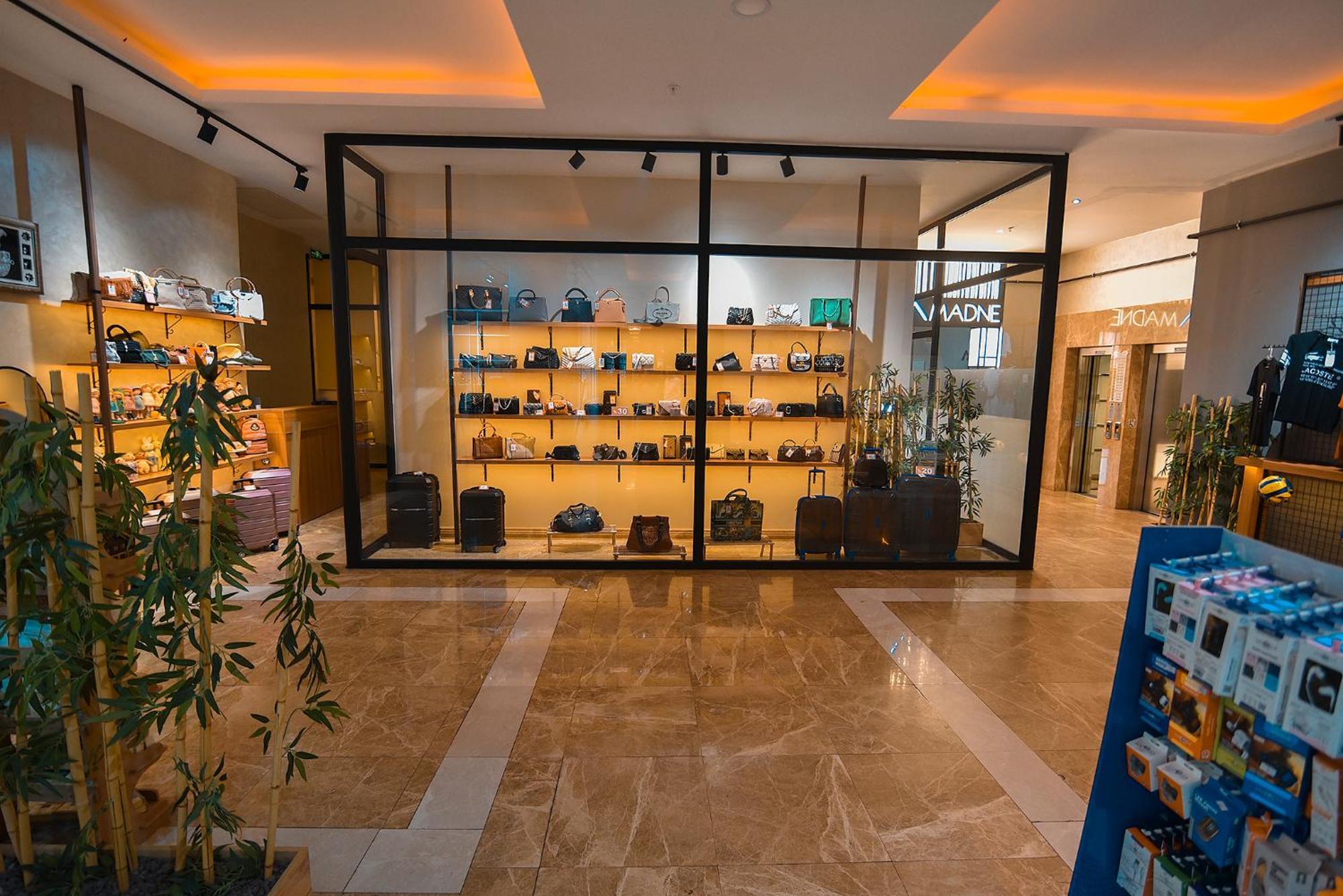 Royal Comfort Hotel Arakli Exterior photo